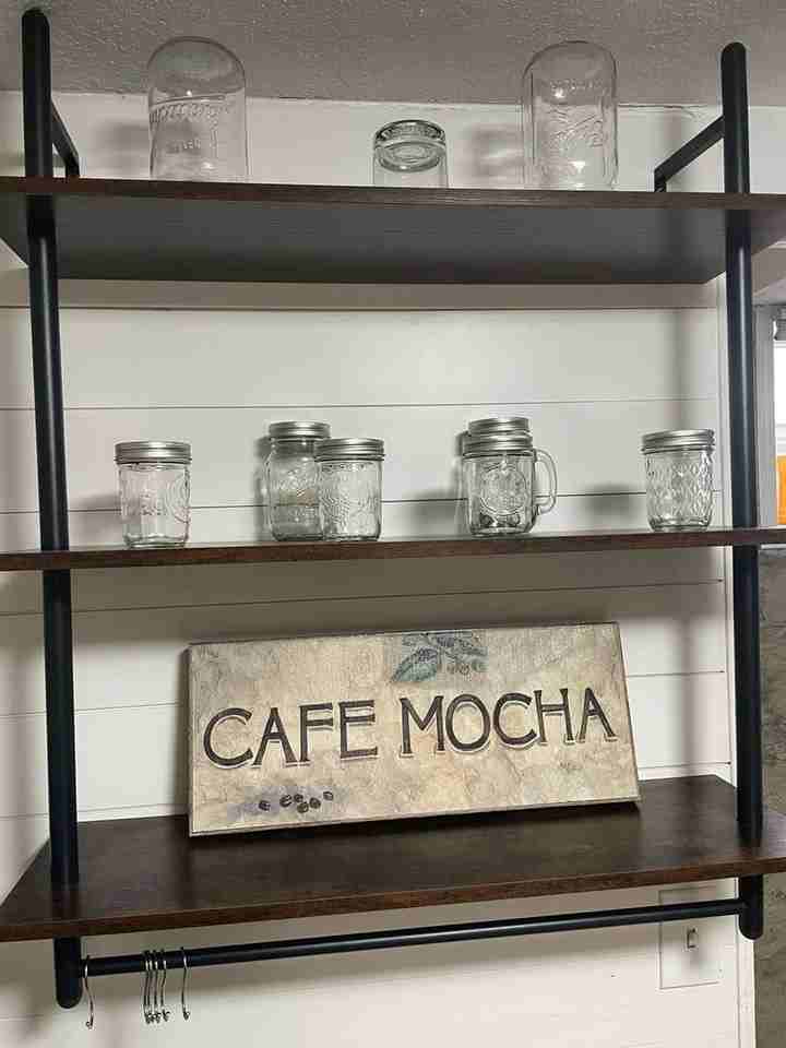 1821 6th Ave - Photo 4 of 43