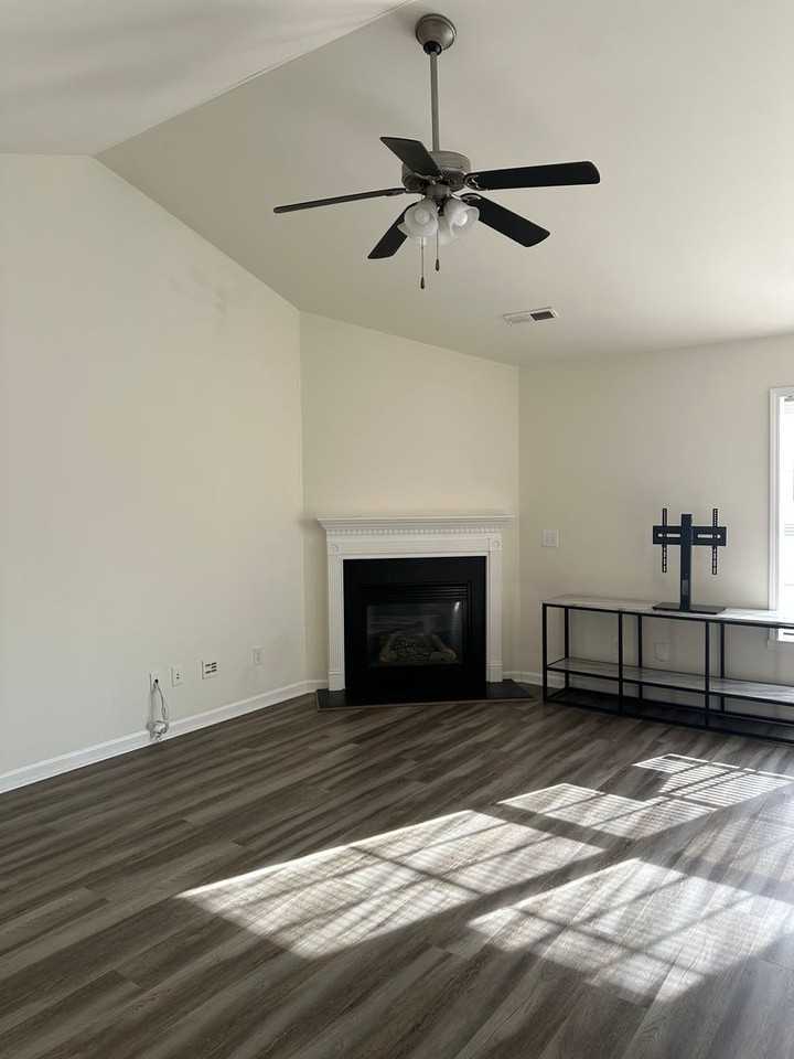 5138 Fiddlers Run Dr - Photo 4 of 16