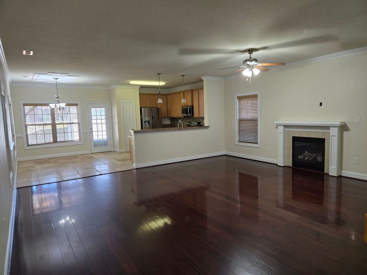 126 N Budding Ave - Photo 6 of 29