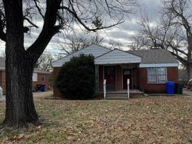 1120 Arkansas St - Photo 1 of 1