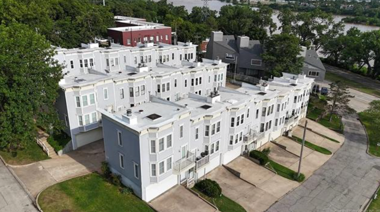 766 W 13th St #C15 - Photo 2 of 28