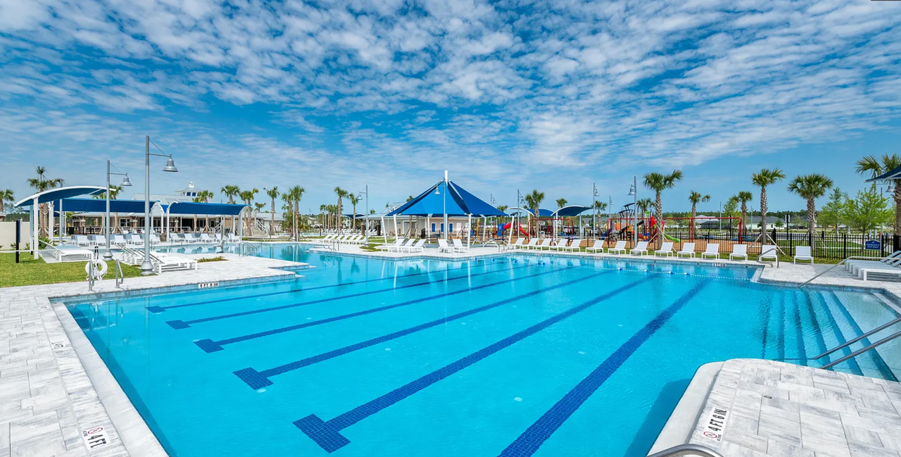 299 Pentwater Rd - Photo 7 of 20