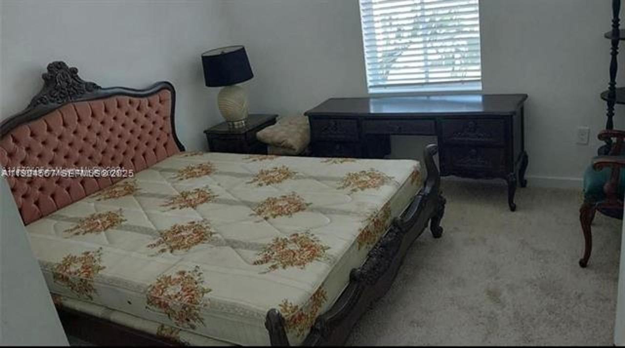 1790 1790 SE 7th Ter TH 1790 - Photo 7 of 12