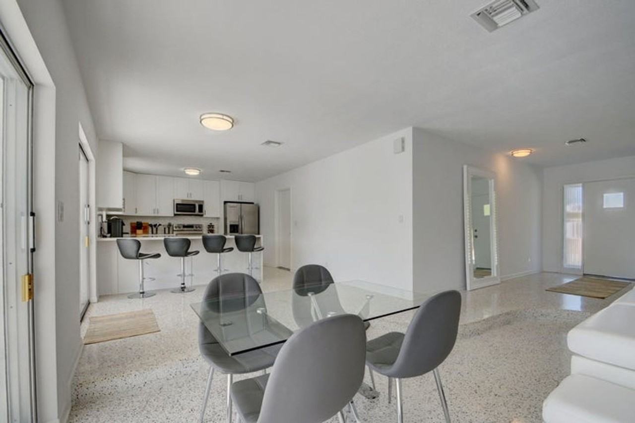 1171 Bimini Ln - Photo 3 of 15