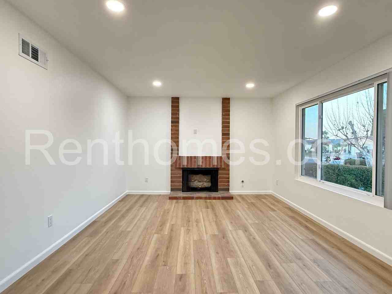 8181 Elston Pl - Photo 2 of 22