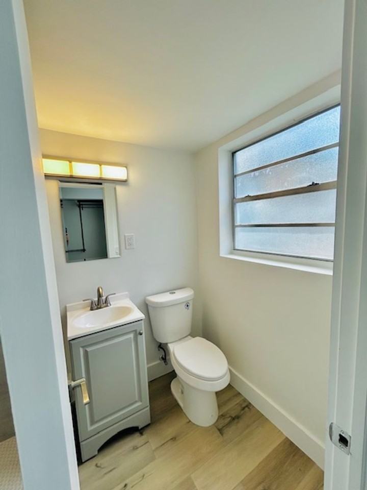 619 Breakers Ave #102 - Photo 6 of 13