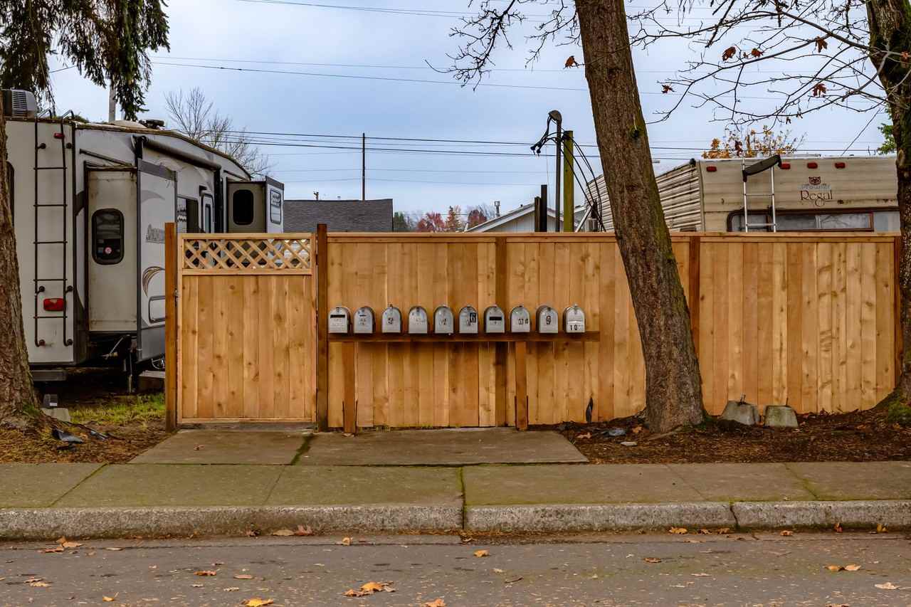 111-Front St - RV - Front St Commons - Photo 5 of 6