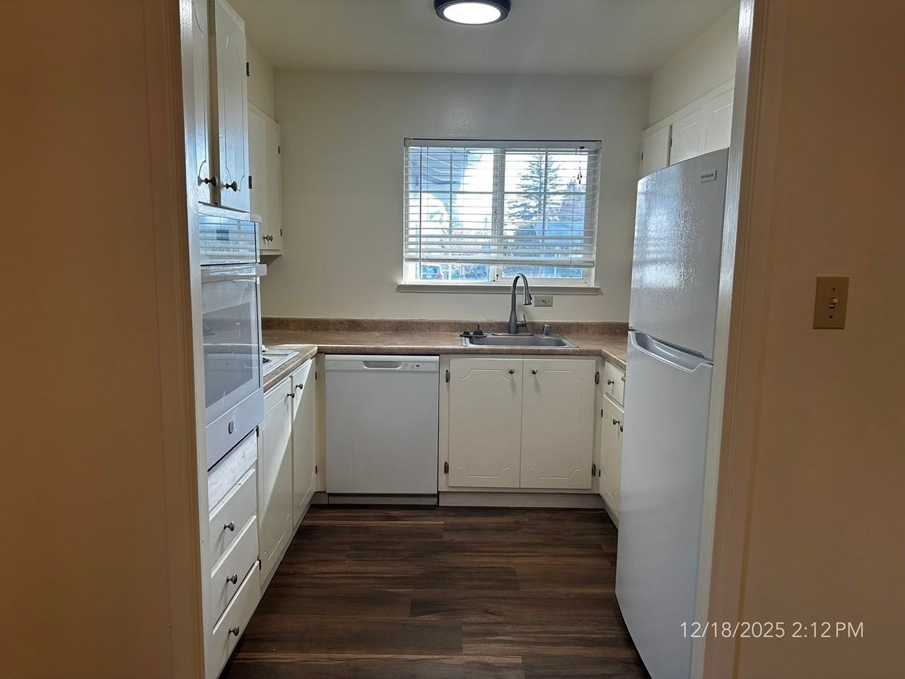 1700 Yellowstone St - Photo 5 of 12