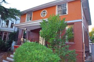 featured image of 741 18th Ave E