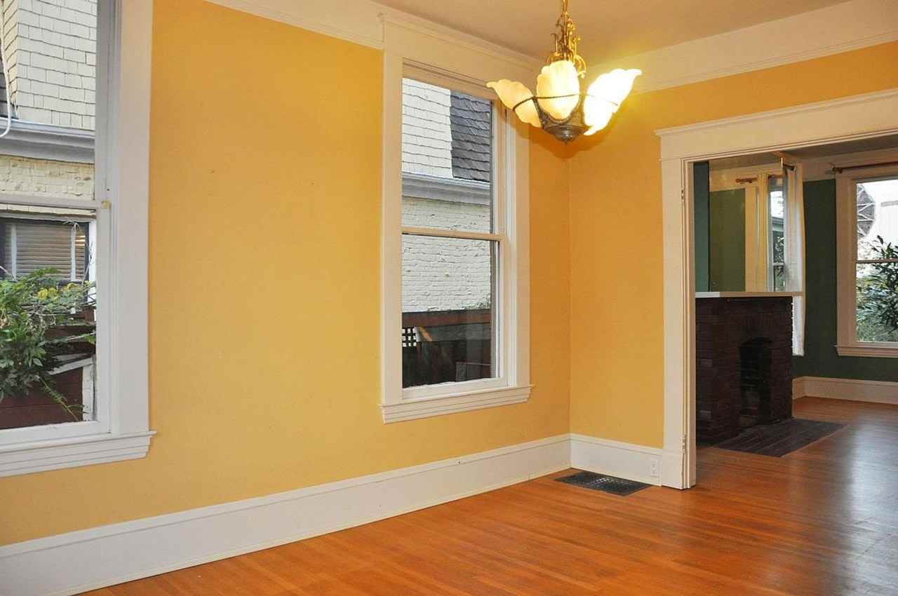 741 18th Ave E - Photo 4 of 13