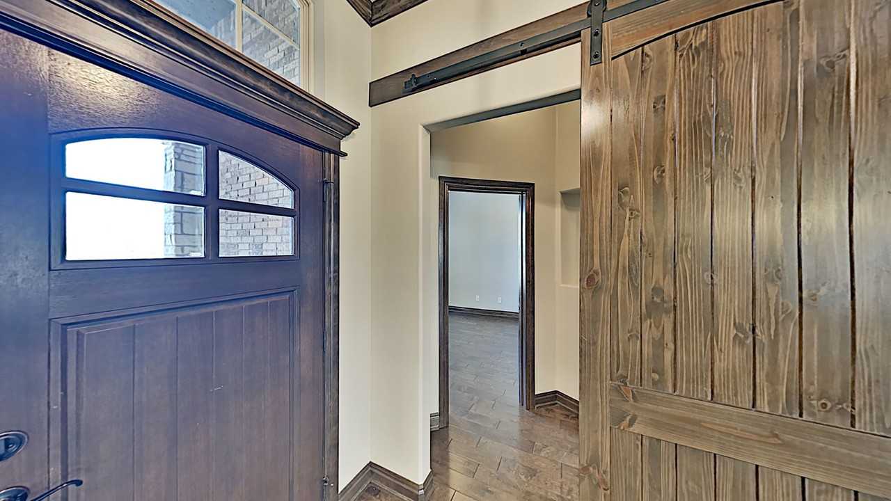 5917 Grandby Rd - Photo 5 of 34