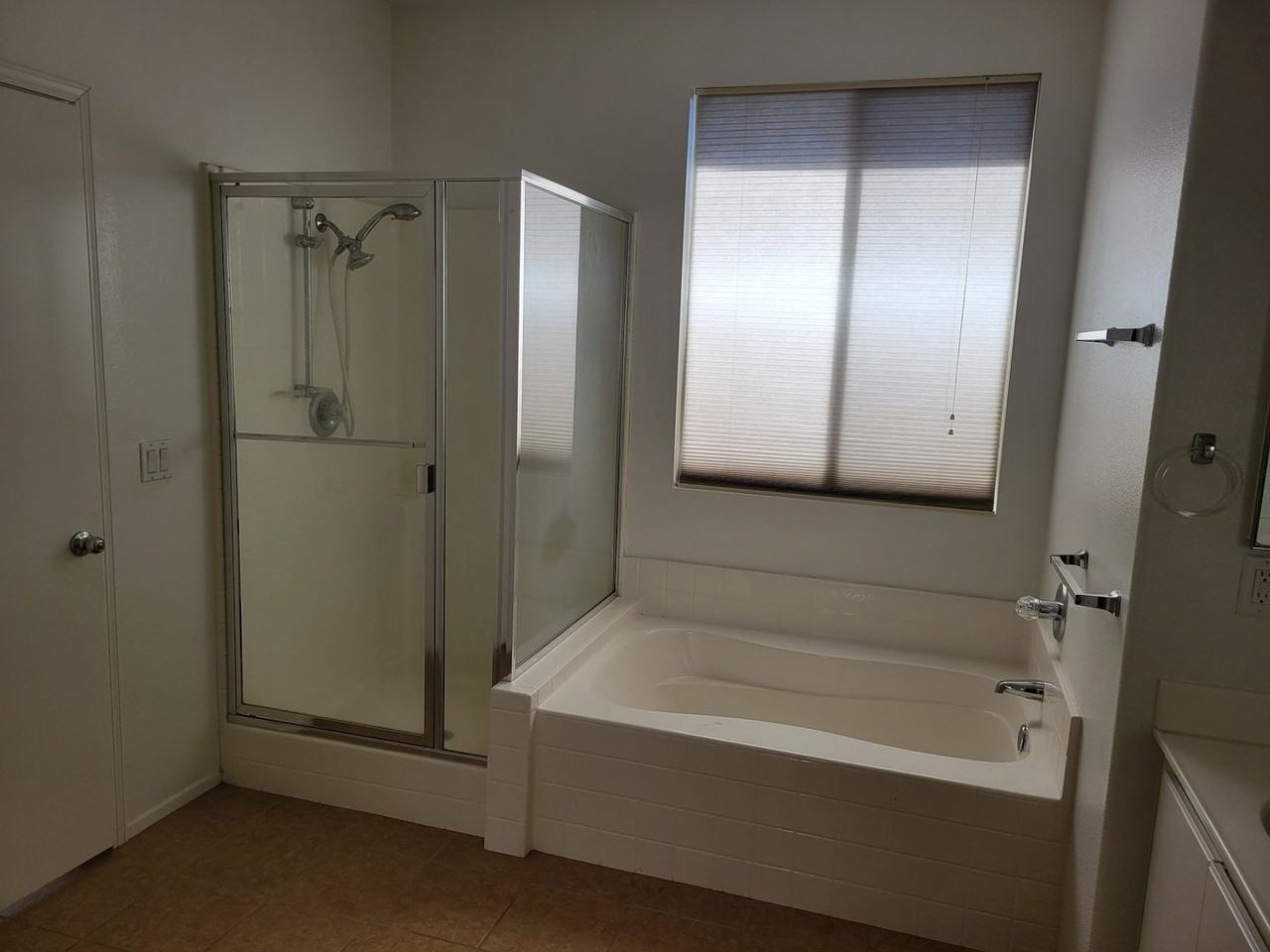 12683 Norwegian St - Photo 7 of 12