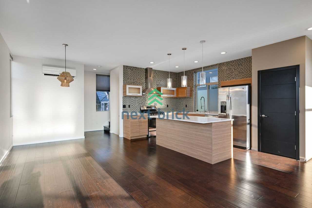 6544 24th Ave Nw - Photo 5 of 23