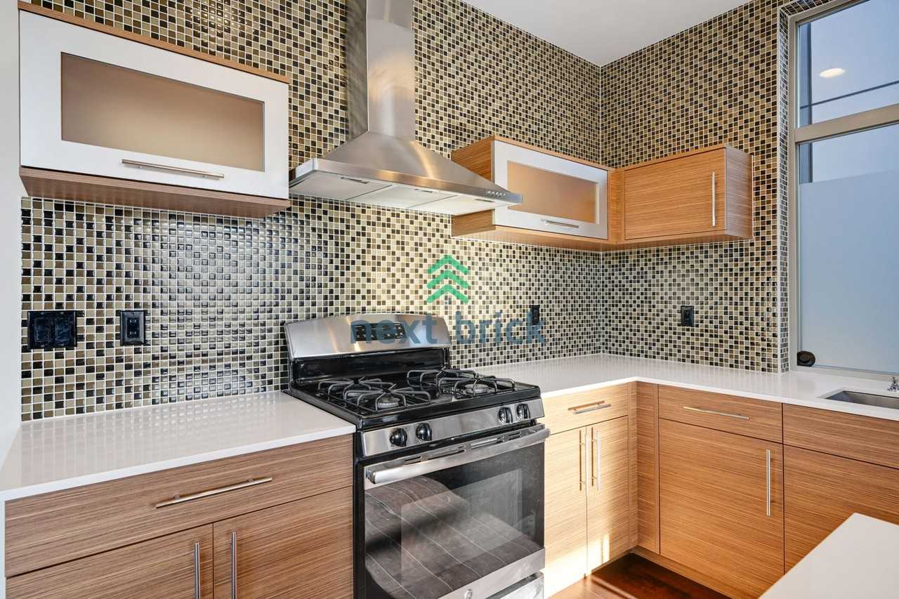 6544 24th Ave Nw - Photo 6 of 23