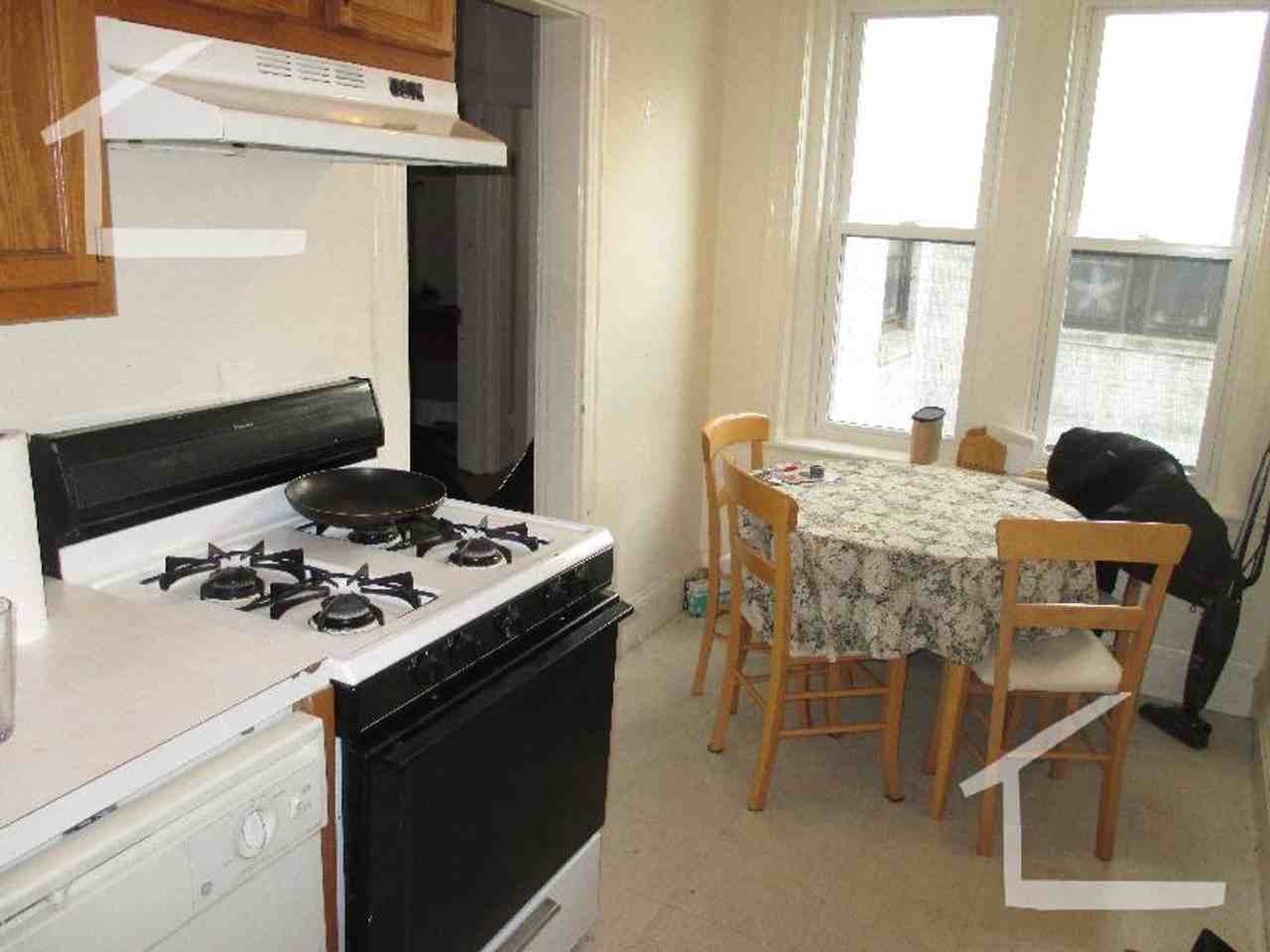 20 Chester St - Photo 6 of 15