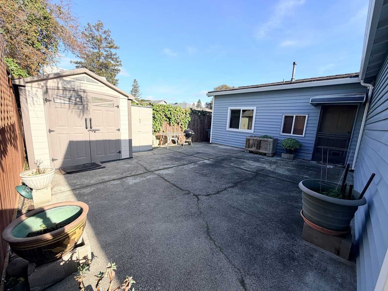 18 Webster St #A - Photo 2 of 9