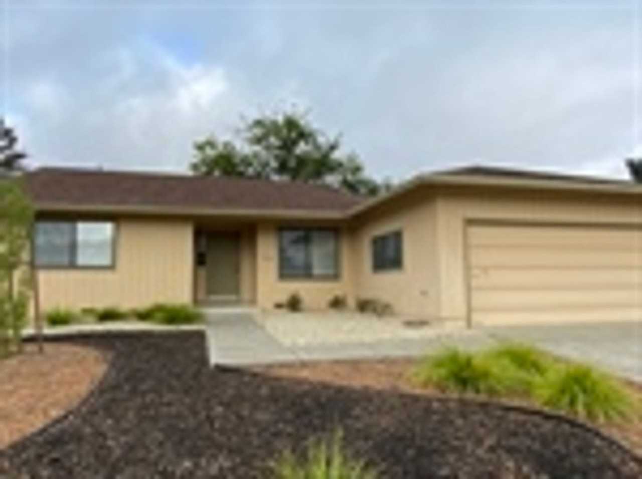 8835 Hood Mountain Cir - Photo 2 of 14