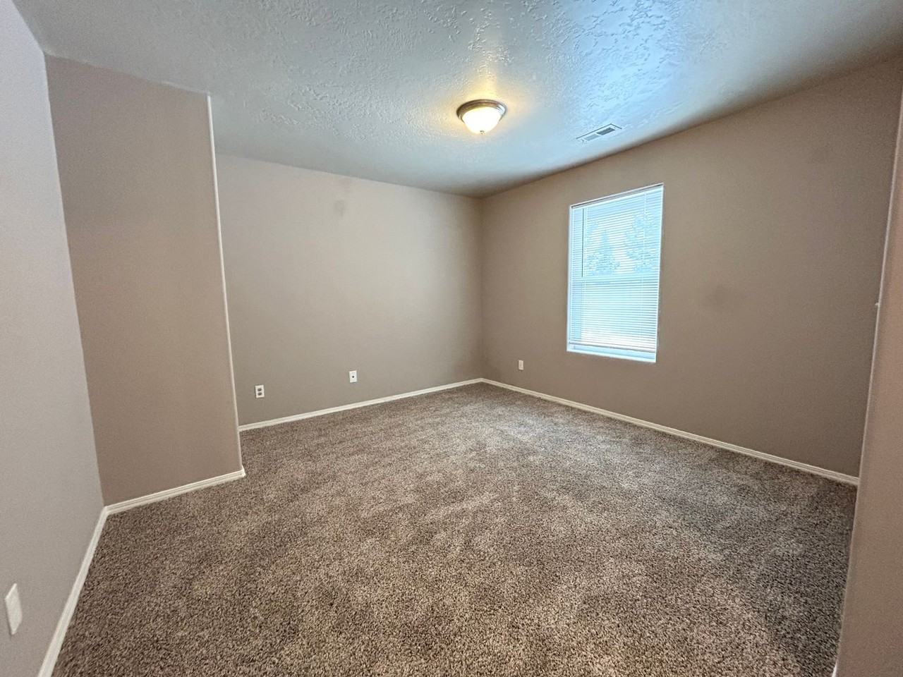 11210 W Silver River Loop - Photo 7 of 30
