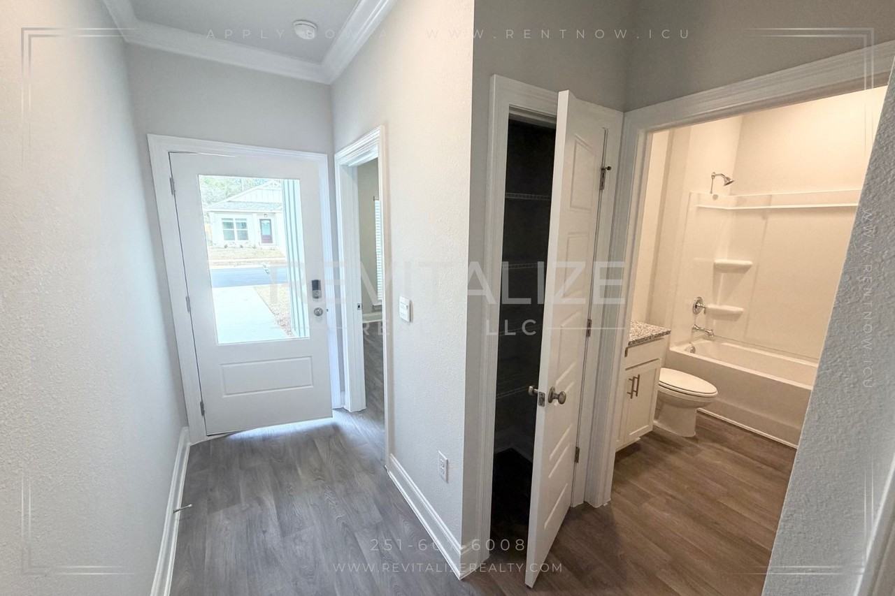 32659 Revere Dr - Photo 3 of 25