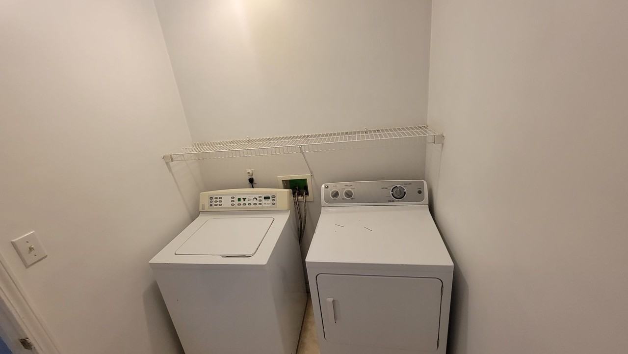 398 Deer Park Way - Photo 6 of 18