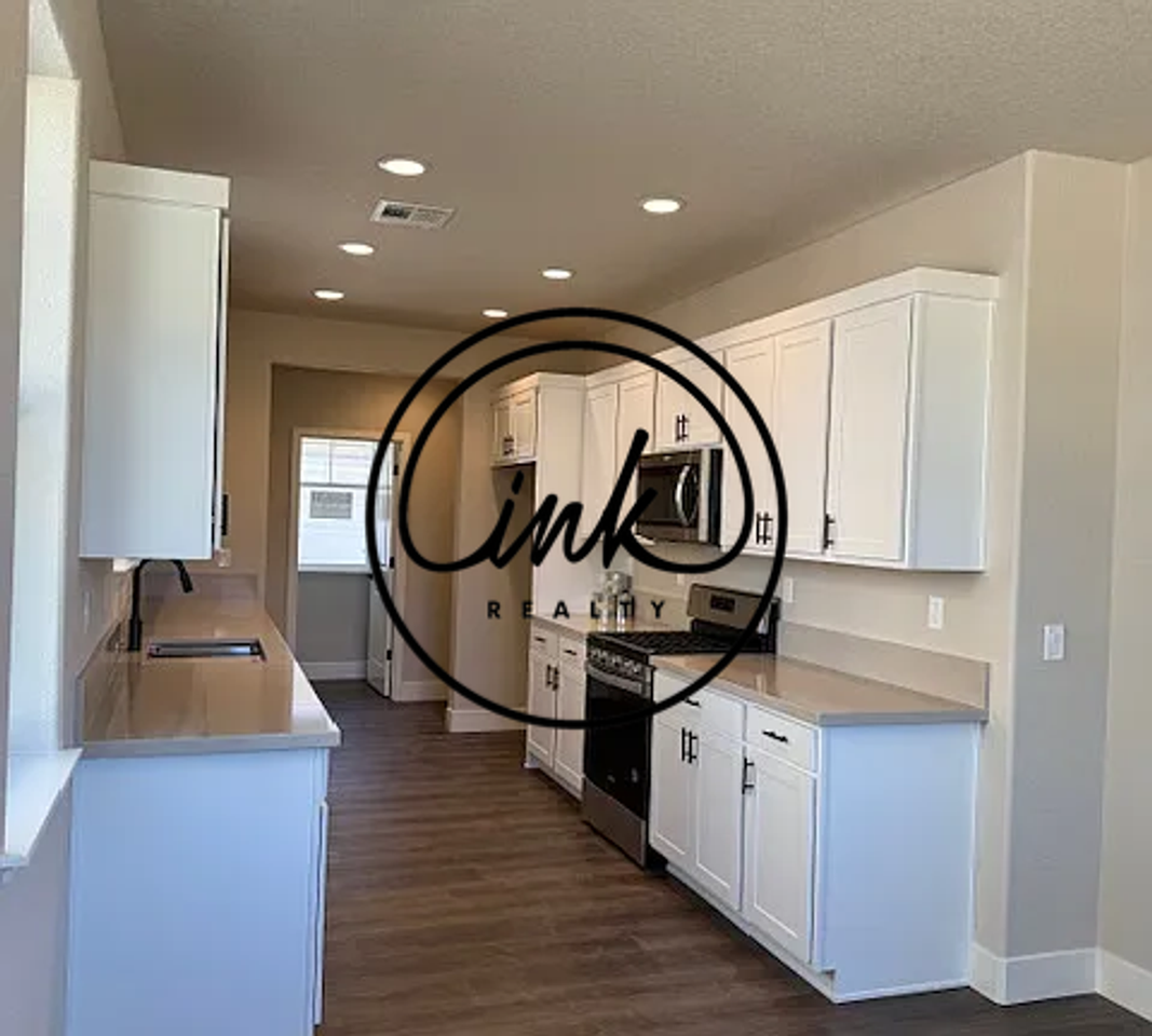 342 Cattail Cir - Photo 3 of 11