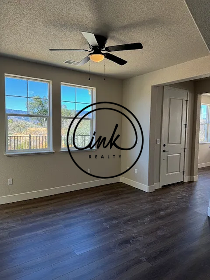 342 Cattail Cir - Photo 4 of 11