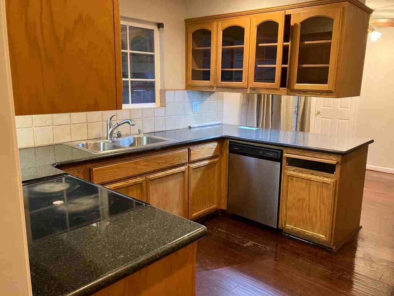 3605 Swain Dr - Photo 4 of 22