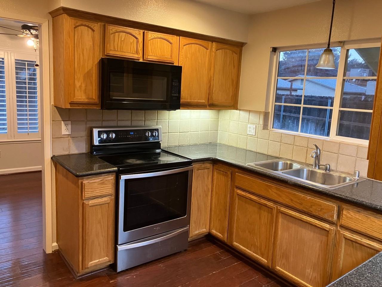 3605 Swain Dr - Photo 6 of 22