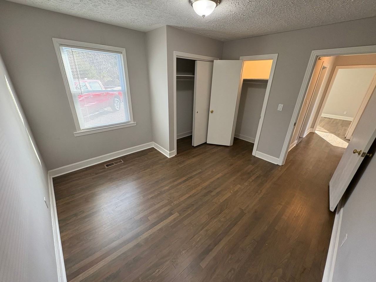 397 Franklin Rd - Photo 5 of 8