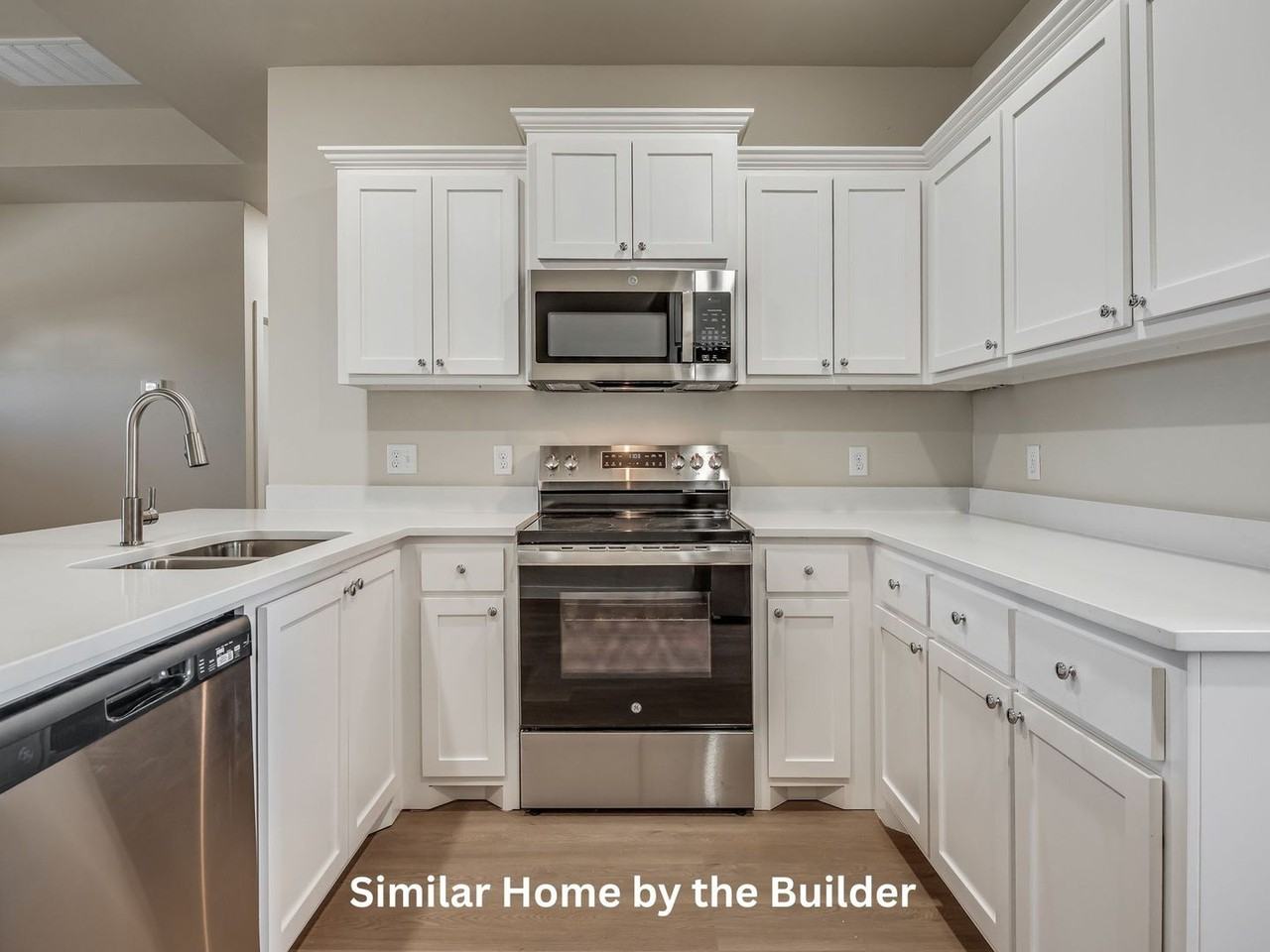 112 Sterling Dr - Photo 4 of 41