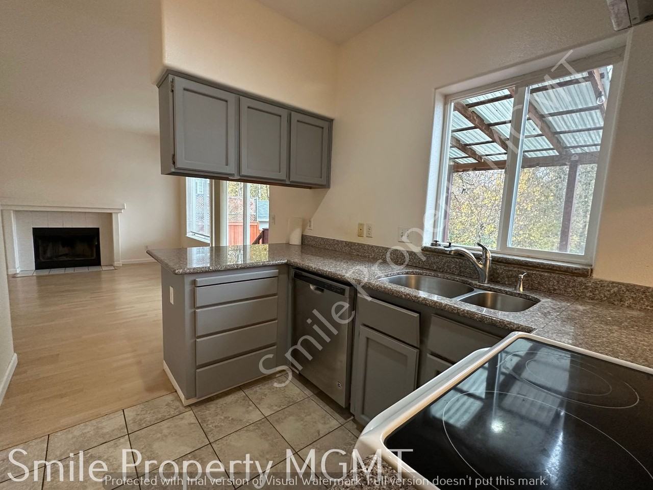 11589 Se Springcrest Dr - Photo 7 of 14