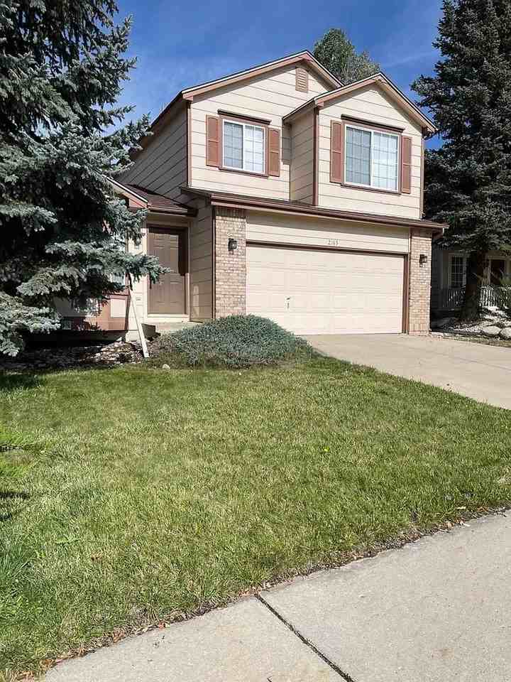 2185 Andrew Dr - Photo 3 of 25