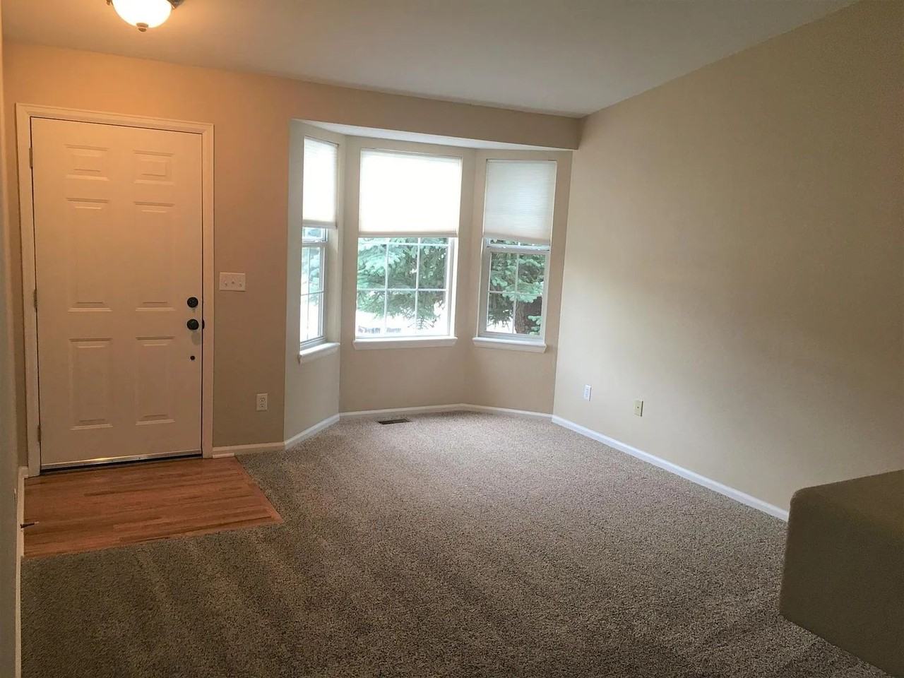 2185 Andrew Dr - Photo 4 of 25