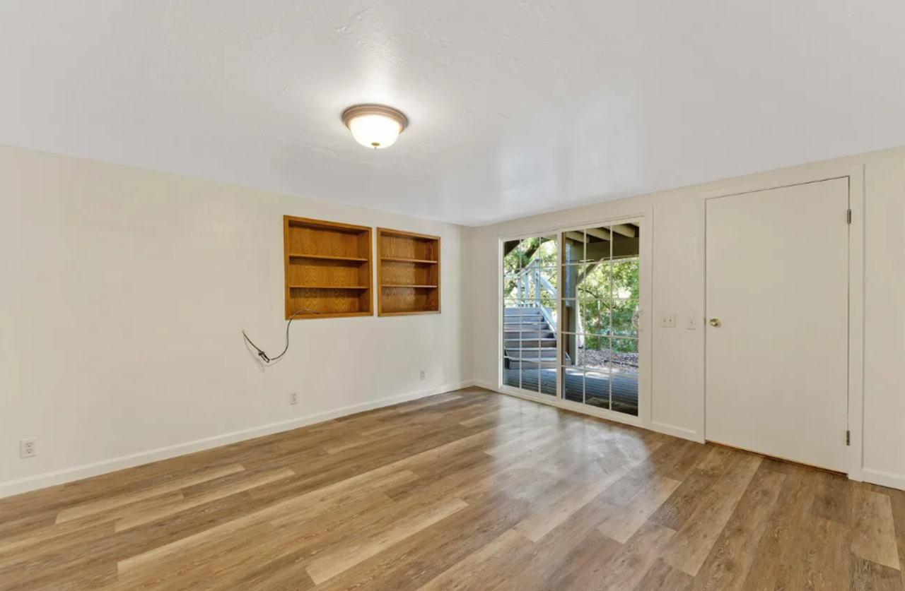 475 River View Drive - Photo 5 of 50