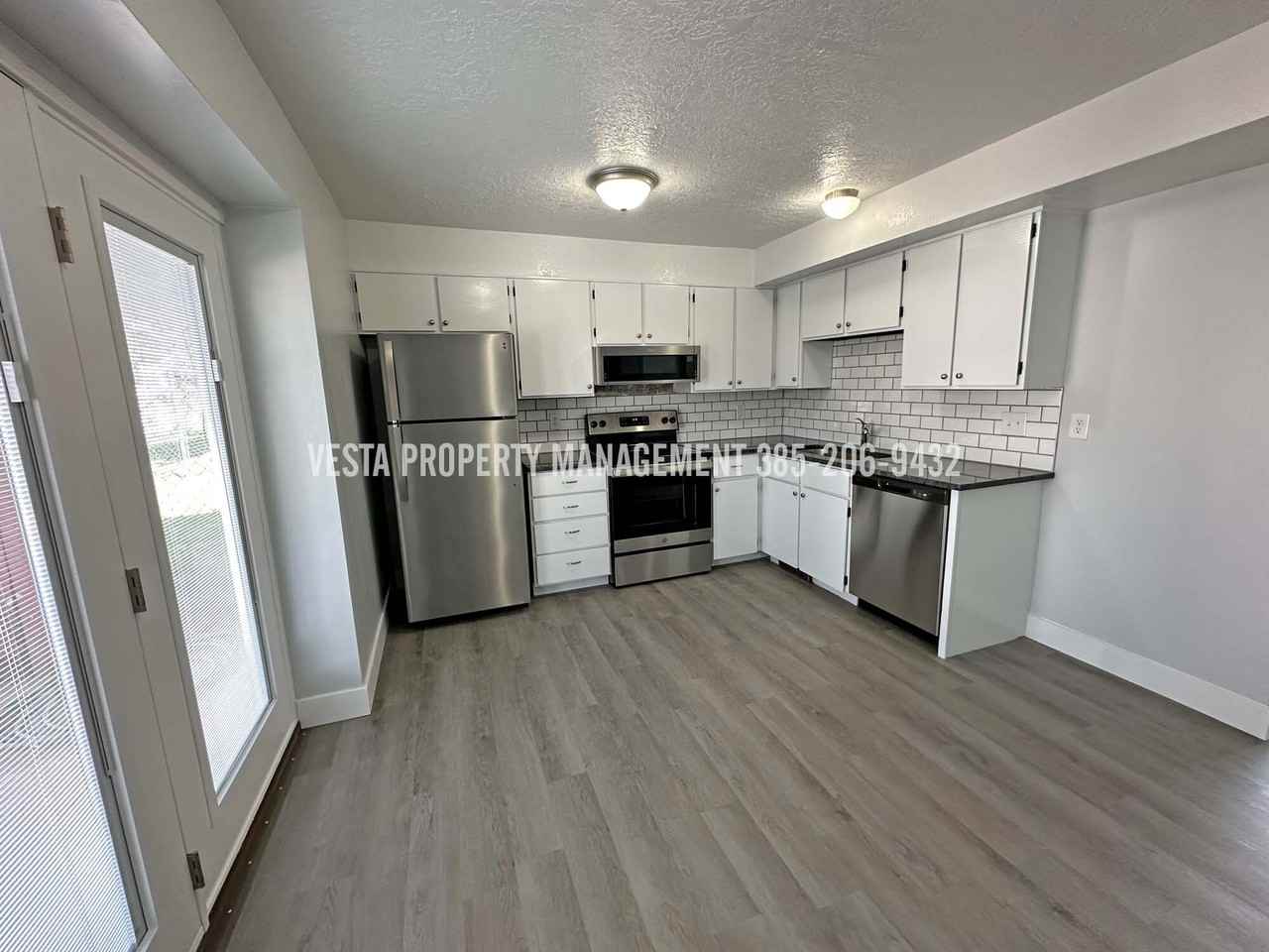 664 North St #1 - Photo 3 of 6