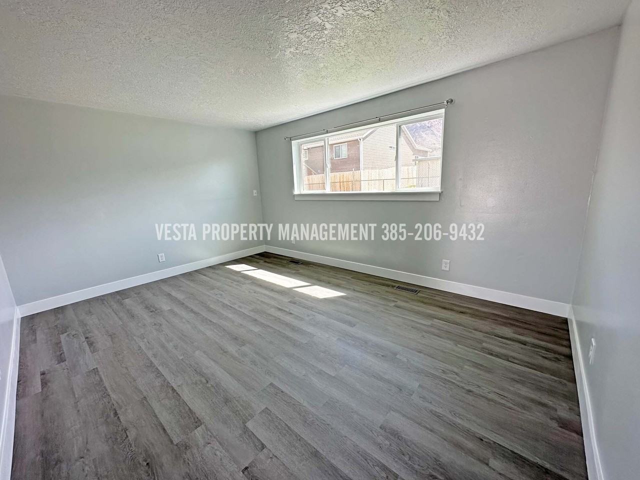 664 North St #1 - Photo 6 of 6