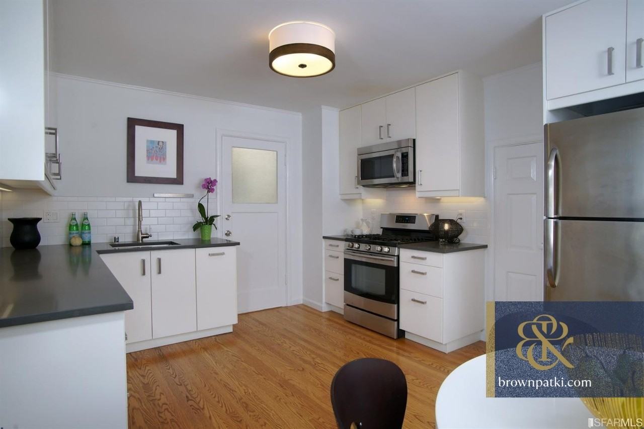 89 Iris Ave #I - Photo 7 of 15