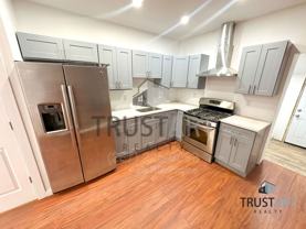 5013 Parrish St - Photo 1 of 1