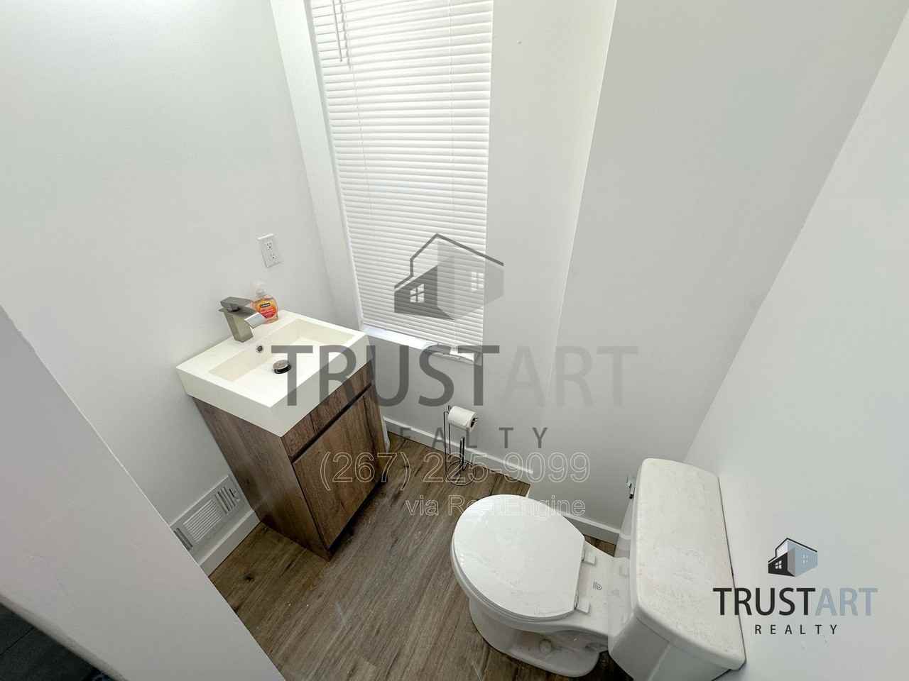 5013 Parrish St - Photo 7 of 17