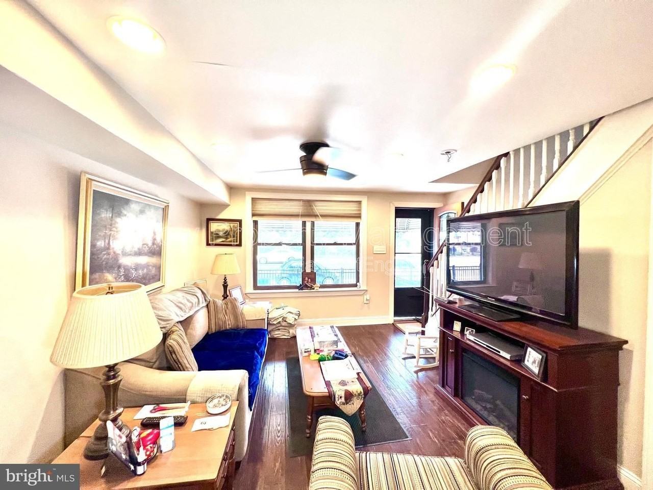 2830 Castor Ave - Photo 6 of 19