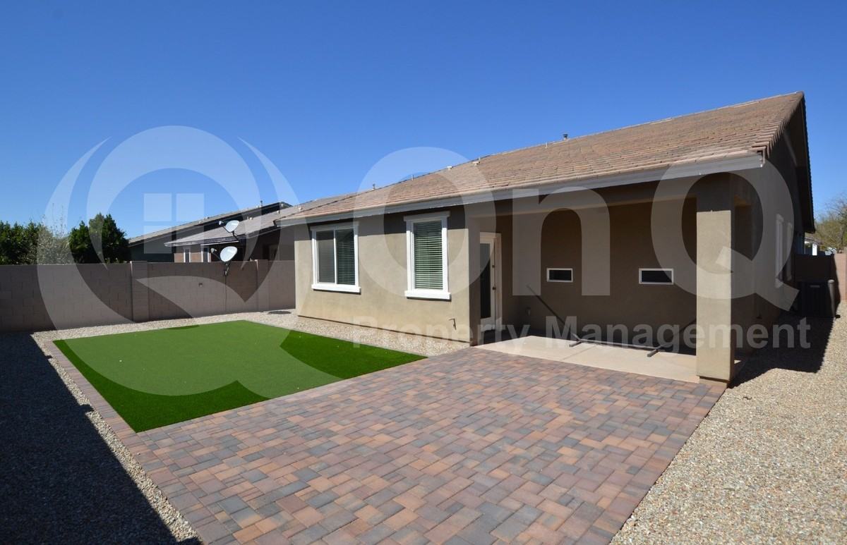 7057 E Olla Ave - Photo 2 of 23