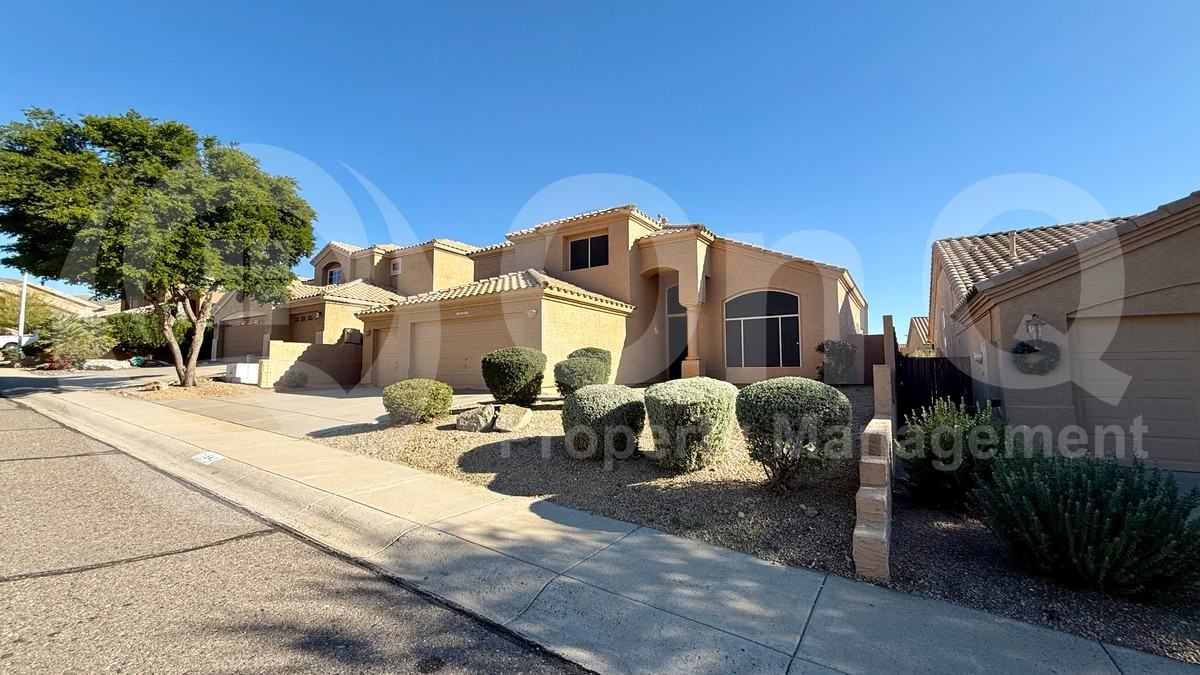 15421 S 16th Dr - Photo 3 of 30