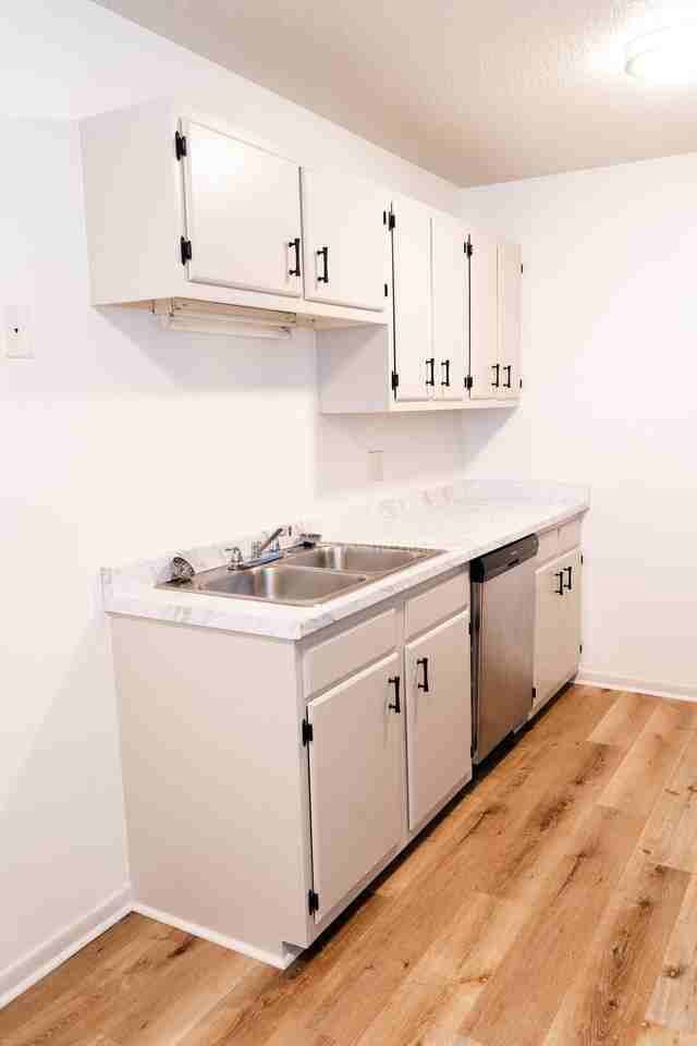 706 E Inskip Dr #4 - Photo 4 of 11