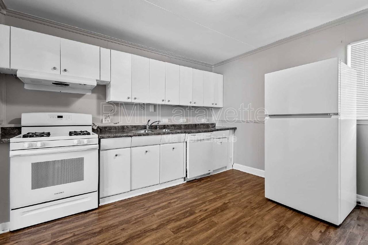 618 S 18th St - Photo 3 of 13