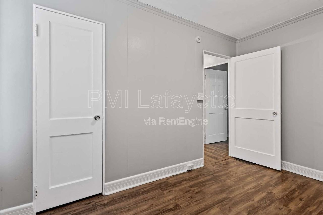 618 S 18th St - Photo 6 of 13