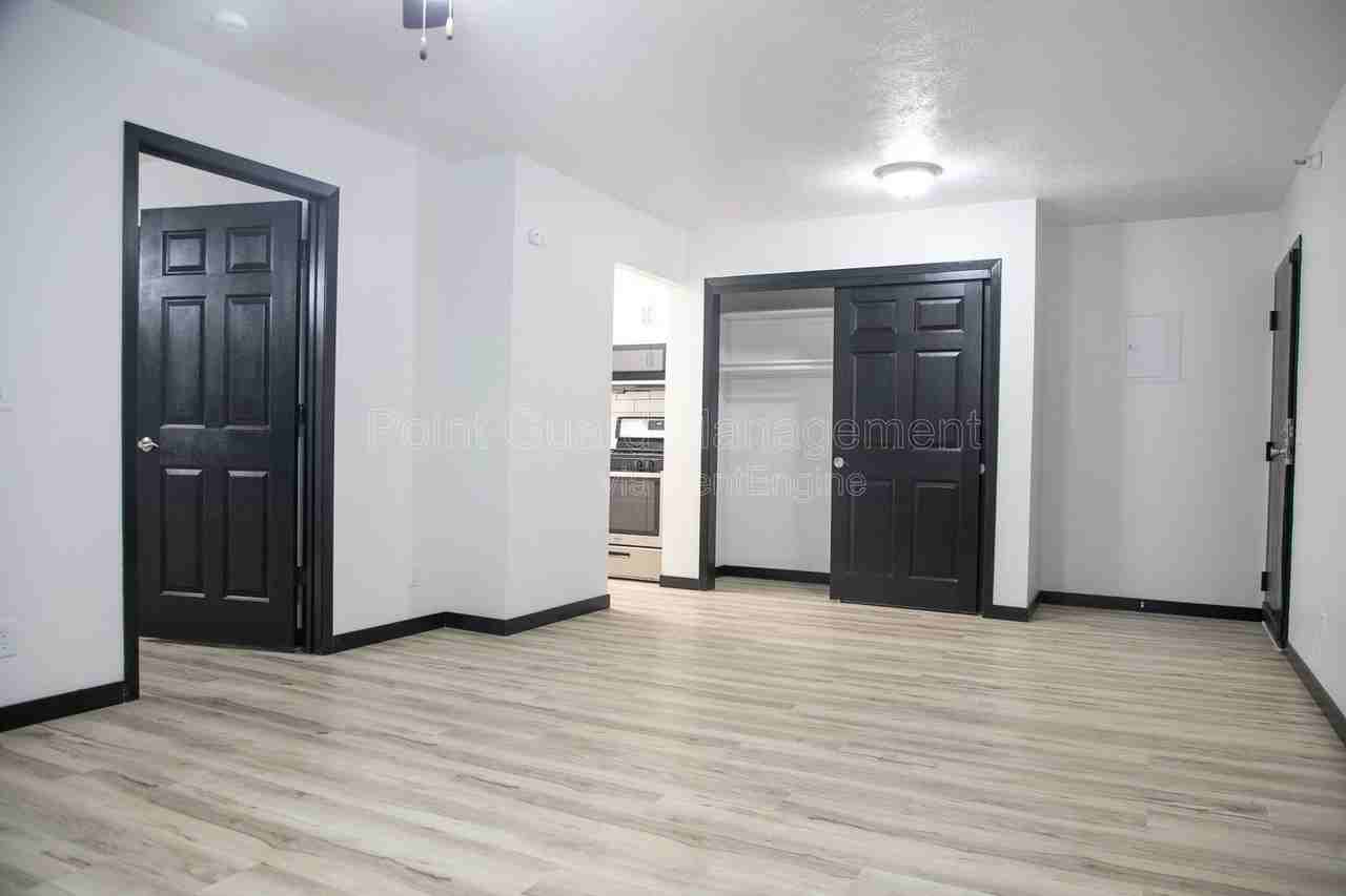 7110 Jones Cir #10 - Photo 2 of 19