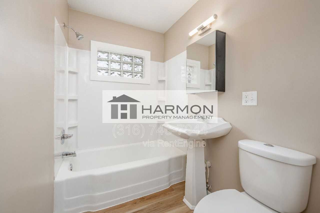 8514 W 9th St N - Photo 5 of 14