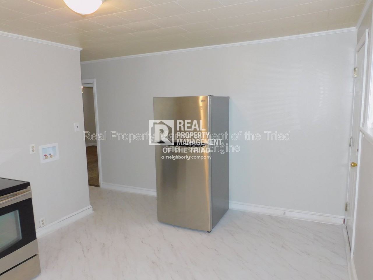 3405 Derby Pl - Photo 6 of 16