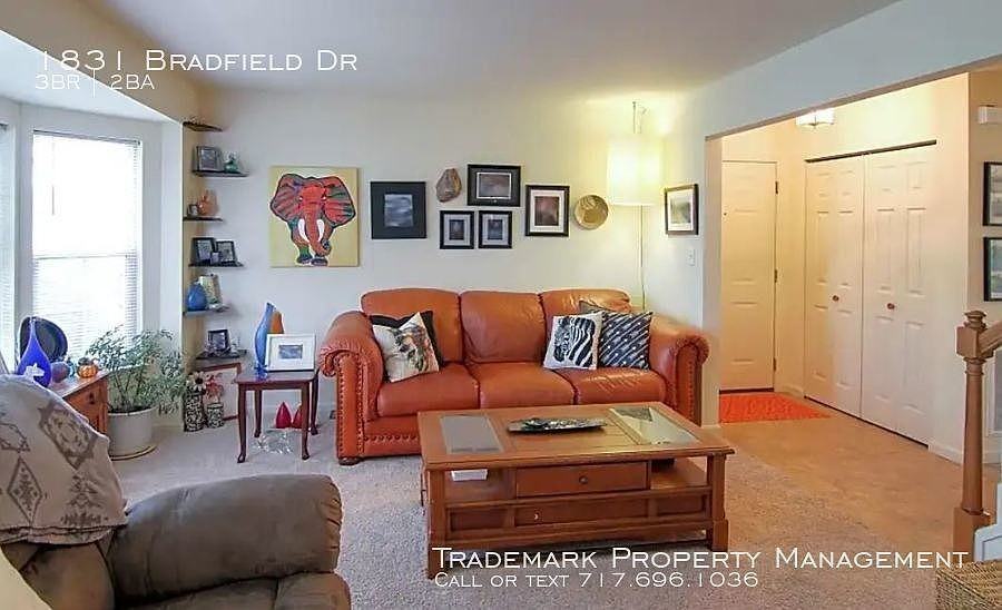 1831 Bradfield Dr - Photo 5 of 25