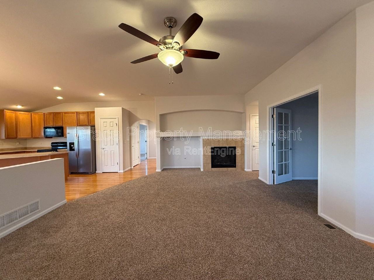 10533 Joplin St - Photo 2 of 14